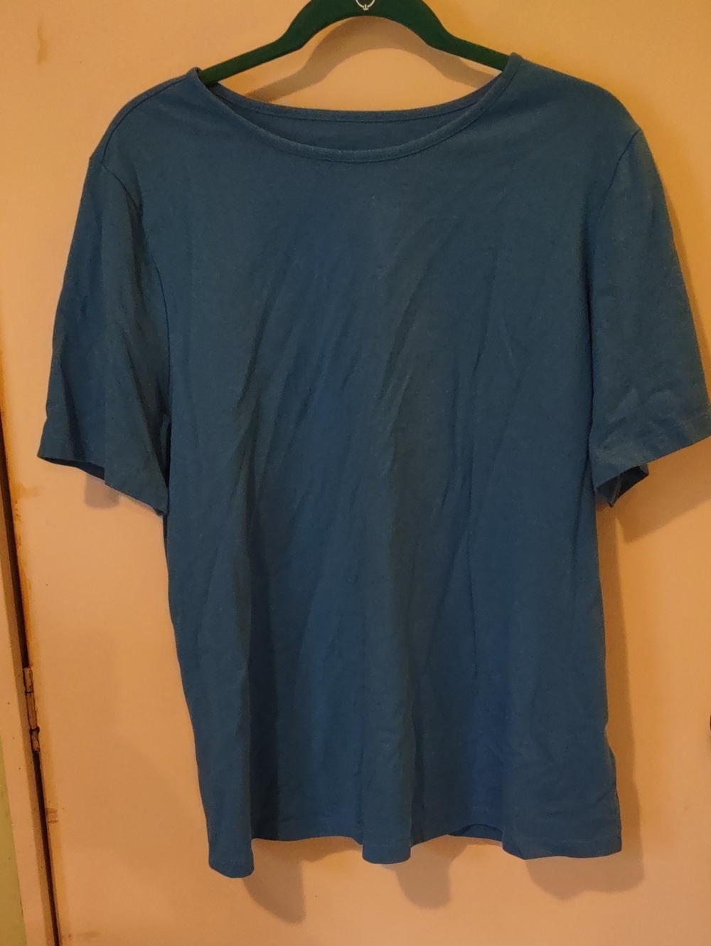 Women's Short-Sleeve Crew Neck Tee in Blue
